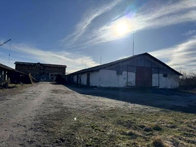 коммерческая по адресу Полонное, Лесі Українки ул., 174а