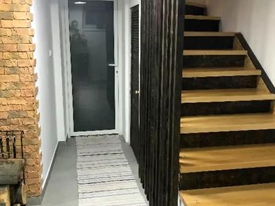 будинок за адресою Вишнева, 25