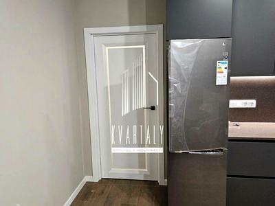 квартира по адресу Віктора Йови ул., 1