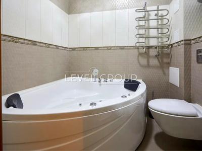 квартира за адресою Регенераторна вул., 4