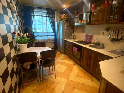 квартира за адресою Курганівська вул., 3