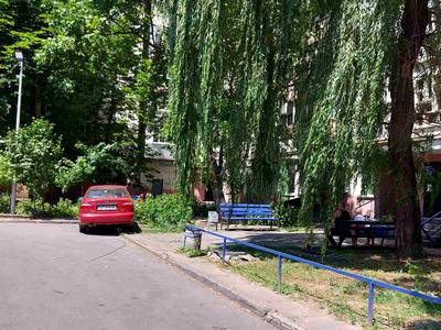 квартира по адресу просп.  Моторобудівників, 32