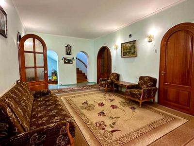 будинок за адресою с. Крюківщина, Квіткова вул., 3