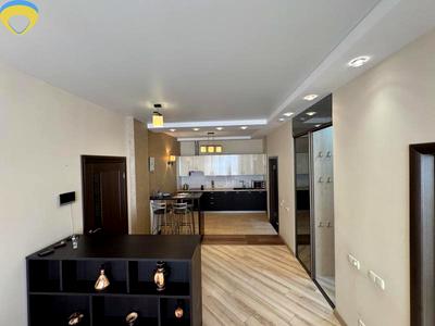 квартира за адресою Незалежності вул., 8г