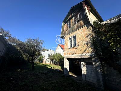 будинок за адресою 75 Садова вул, 8