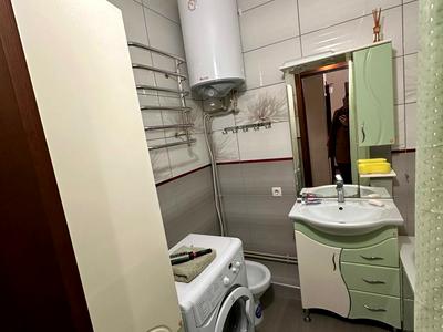 квартира за адресою Авіаконструктора Ігоря Сікорського вул. (Танкова), 1