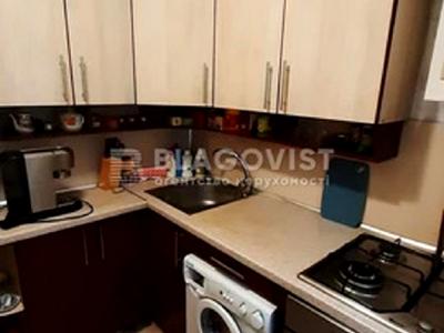 квартира за адресою Депутатська вул., 13