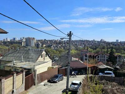 дом по адресу Лисичанский пер., 12А