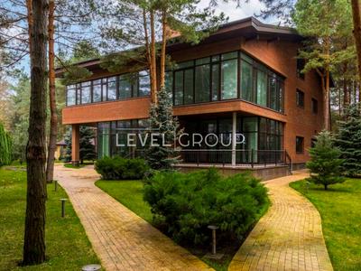 будинок за адресою Боброва