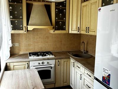 квартира за адресою Зарічанська вул., 18