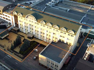 комерційна за адресою Загорівська вул. (Багговутівська), 17-21