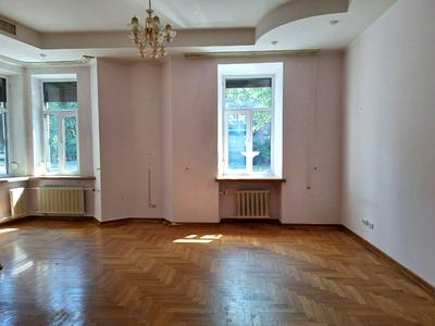 квартира за адресою Інститутська вул., 13/4