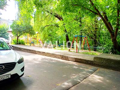 квартира по адресу Печерский спуск, 11