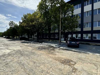 квартира по адресу Парижской Коммуны ул., 4