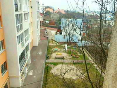 квартира за адресою Кирила Студинського вул., 6