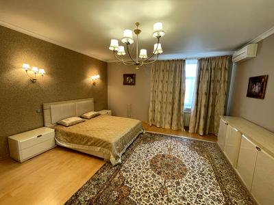 квартира за адресою Кропивницького вул., 8