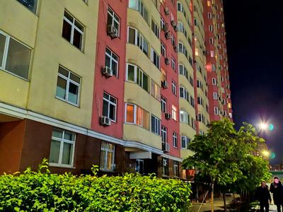 квартира за адресою Сім'ї Кульженків вул. (Петра Дегтяренка), 33