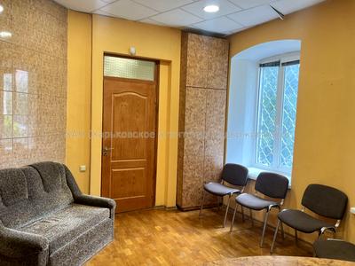 коммерческая по адресу Потебни ул., 2