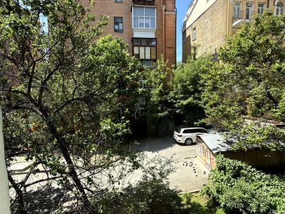 квартира за адресою Шота Руставелі вул., 40