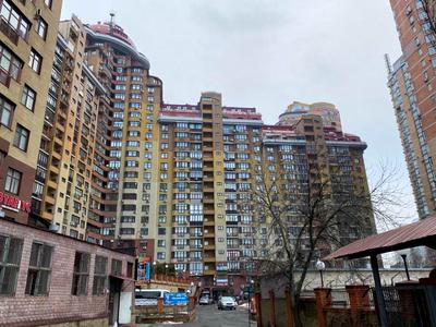 квартира за адресою Євгена Коновальця вул. (Щорса), 32-Б