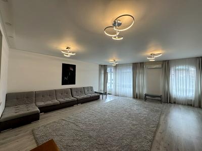 квартира за адресою Кловський узвіз, 7