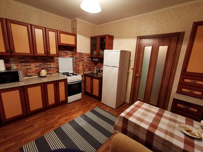 квартира за адресою Григорія Ващенка вул., 1
