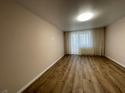 квартира за адресою Злуки просп., 47