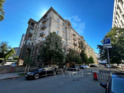квартира за адресою Банкова вул., 3
