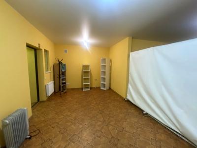 комерційна за адресою Волошкова вул., 30