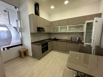 квартира за адресою Кловський узвіз, 7