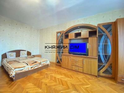 квартира за адресою Іпсилантіївський пров. (Аїстова вул.), 3
