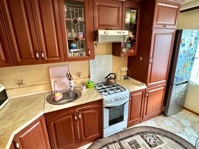 квартира за адресою Космодромна вул., 3