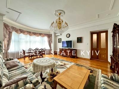 квартира за адресою Десятинна вул., 10