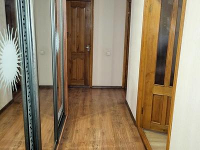 квартира за адресою Академіка Корольова вул., 63а