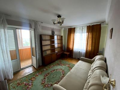 квартира за адресою Ореста Левицького вул. (Академіка Курчатова), 8