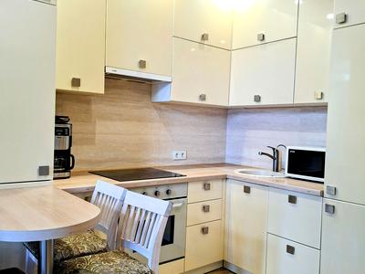 квартира за адресою Регенераторна вул., 4