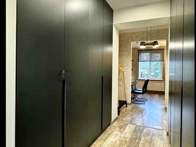 квартира за адресою Святослава Караванського вул. (Жуковського), 24