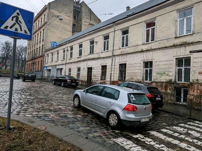 квартира за адресою Данила Галицького пл., 4