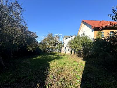 будинок за адресою 75 Садова вул, 8