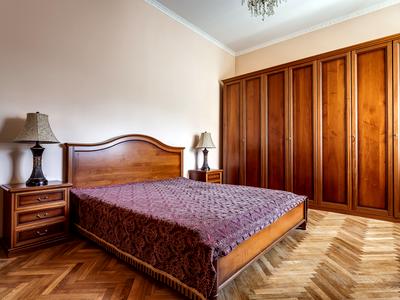квартира за адресою Євгена Коновальця вул. (), 37