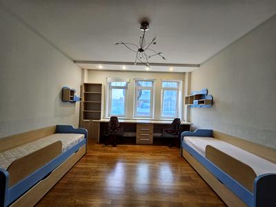 квартира по адресу Панаса Мирного ул., 8