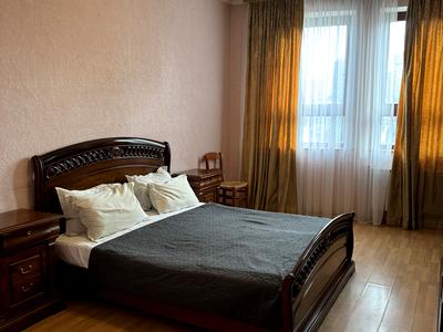 квартира за адресою Шота Руставелі вул., 44