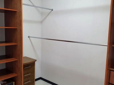 квартира по адресу Боголюбова ул., 33