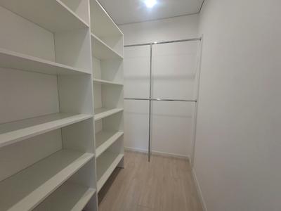 квартира за адресою Польова вул., 8