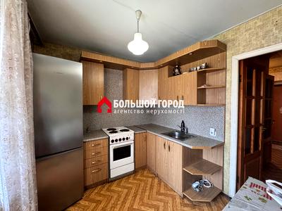квартира за адресою Чарівна вул., 38