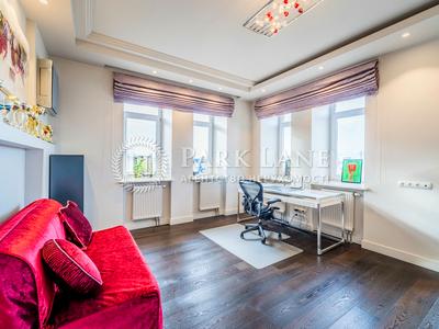 квартира за адресою Почайнинська вул., 70