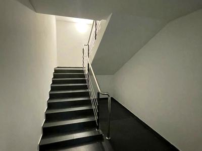 комерційна за адресою Героїв Упа, 73б