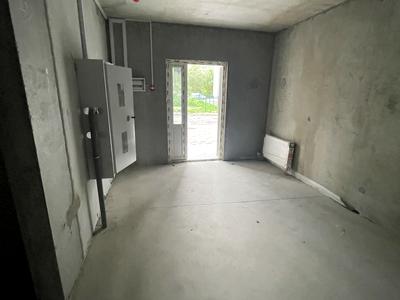 комерційна за адресою Ревуцького вул., 54-Б