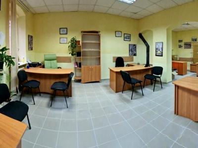 коммерческая по адресу Корятовича пл., 15