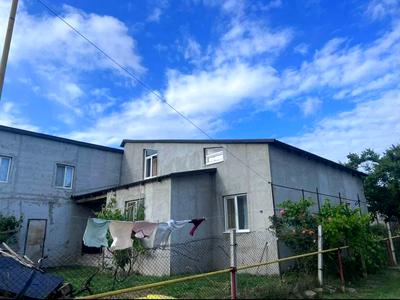 дом по адресу с. Прилиманское, Середній пр.